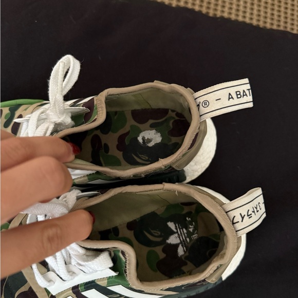 ADIDAS NMD_R1 X BAPE COLLAB shoes - Picture 4 of 4